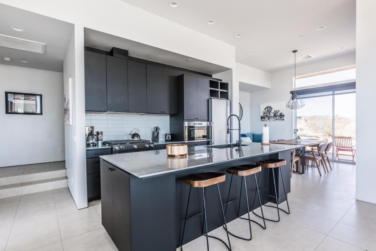 Solis Urban Design Casita And Cowboy Pool * Joshua Tree